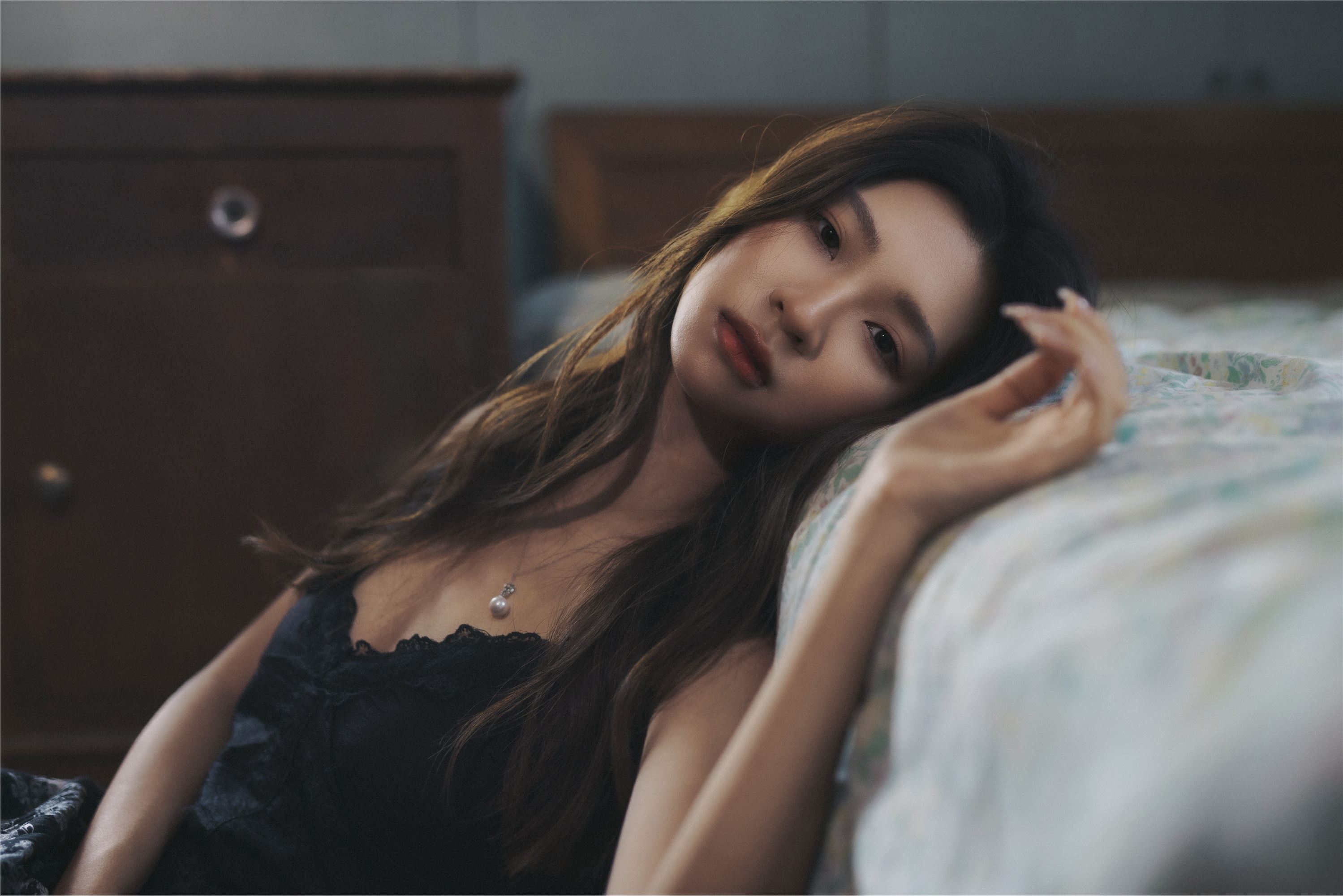 YITUYU艺图语 2025.01.18 孤独感 失眠面包蟹